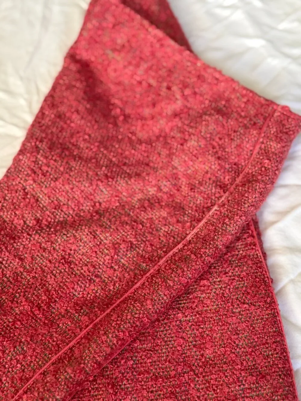 Vintage Chanel 99P Pink Boucle Skirt 34